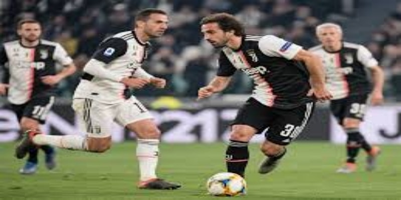 皇马时期的矛盾与转折：荣誉与质疑并存—ag官网深入解析  -ag官网