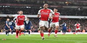 多面手属性：三后卫与四后卫的完美衔接- ag官网